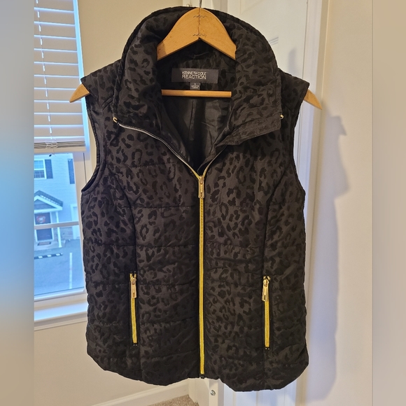 Kenneth Cole Leopard Puffer Vest Size Small - Picture 2 of 4